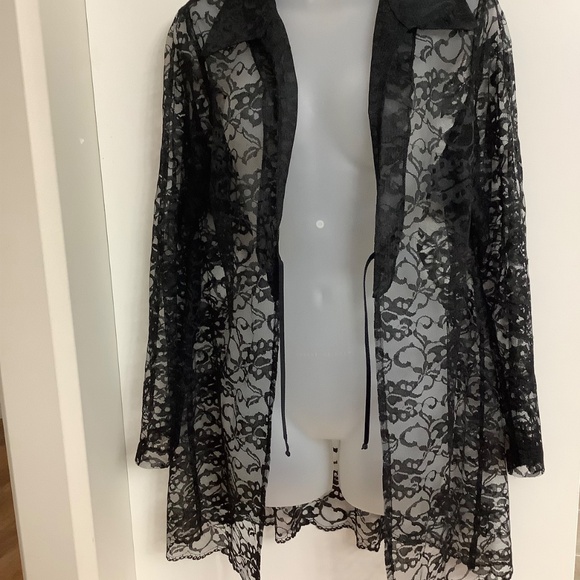 Vintage Feminine Black Lace Topper cardigan  Medium - Picture 8 of 10
